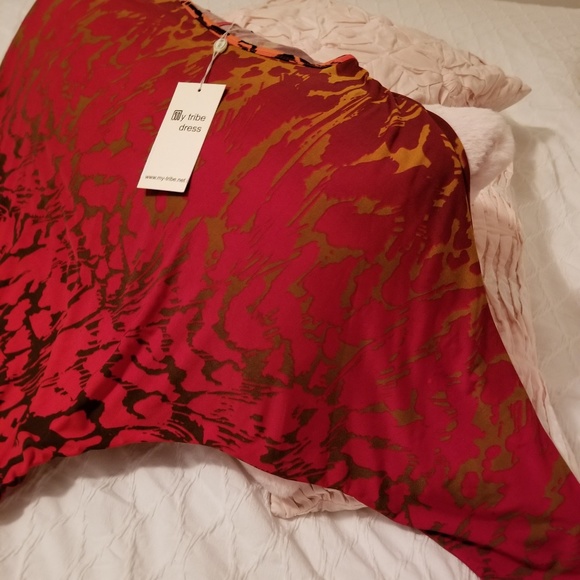 Top - Picture 2 of 4